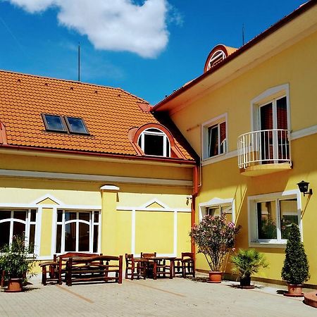 Hotel Sormester Szarvas Luaran gambar
